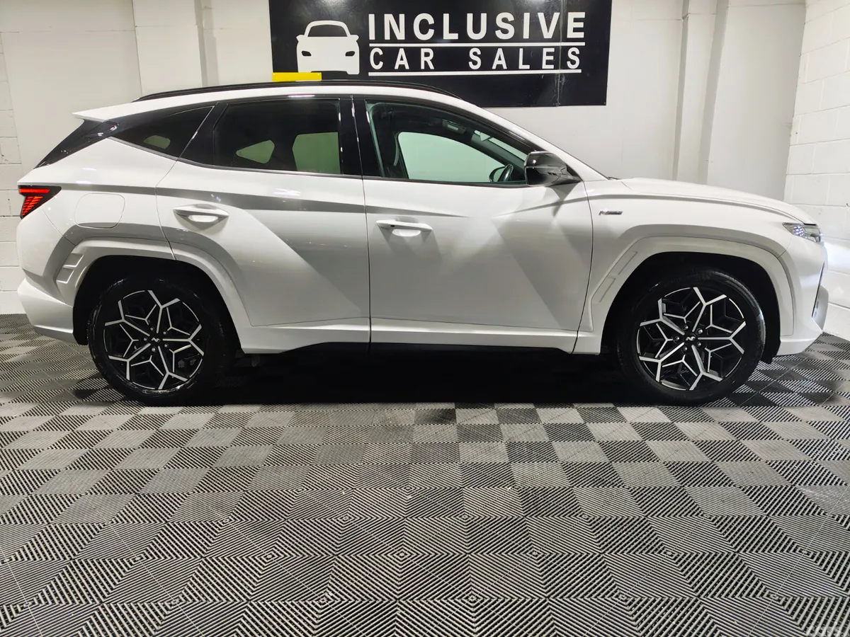 Hyundai Tucson SUV, Petrol Hybrid, 2023, White