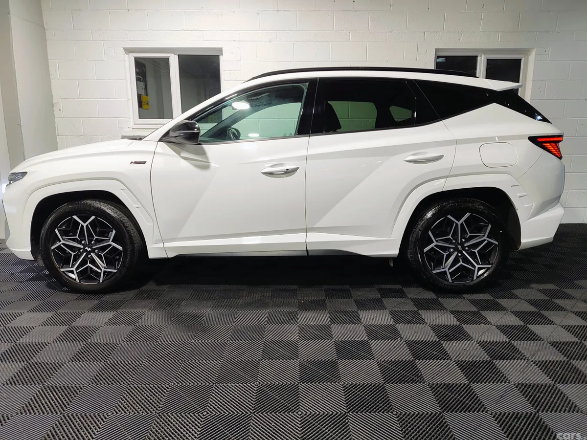 Hyundai Tucson SUV, Petrol Hybrid, 2023, White