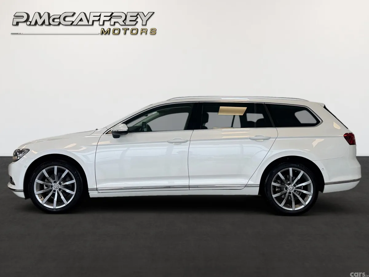 Volkswagen Passat Estate, Diesel, 2018, White