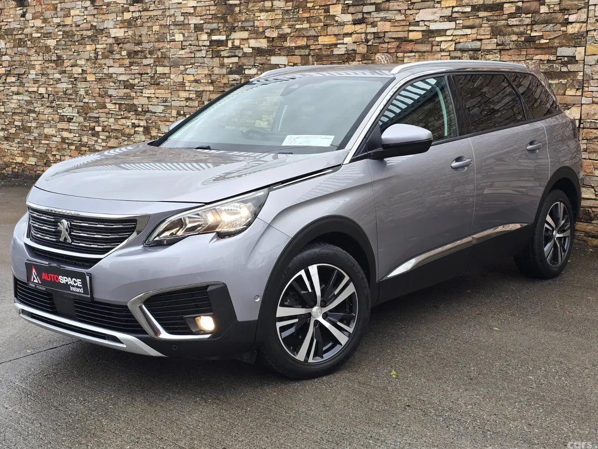 Peugeot 5008 MPV, Diesel, 2019, Grey