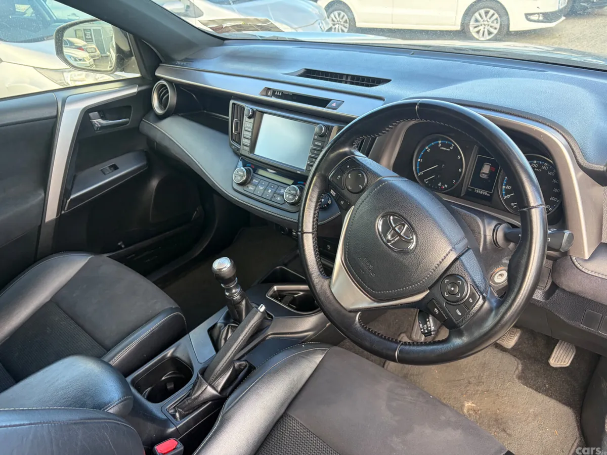 Toyota RAV4 SUV, Diesel, 2016, Brown