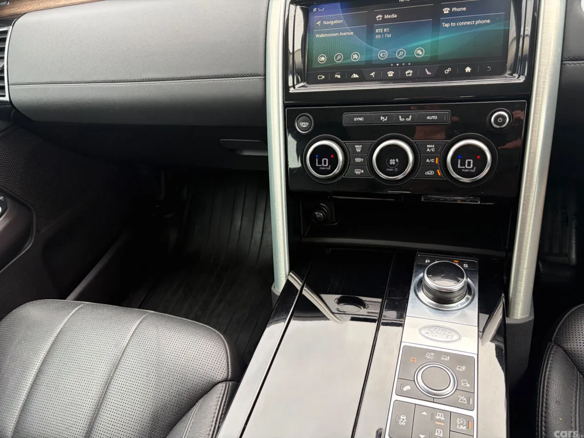 Land Rover Discovery SUV, Diesel, 2018, Black