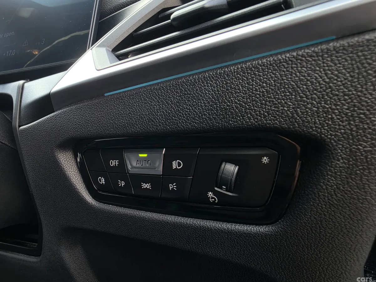 BMW 3-Series Estate, Petrol Hybrid, 2023, Black