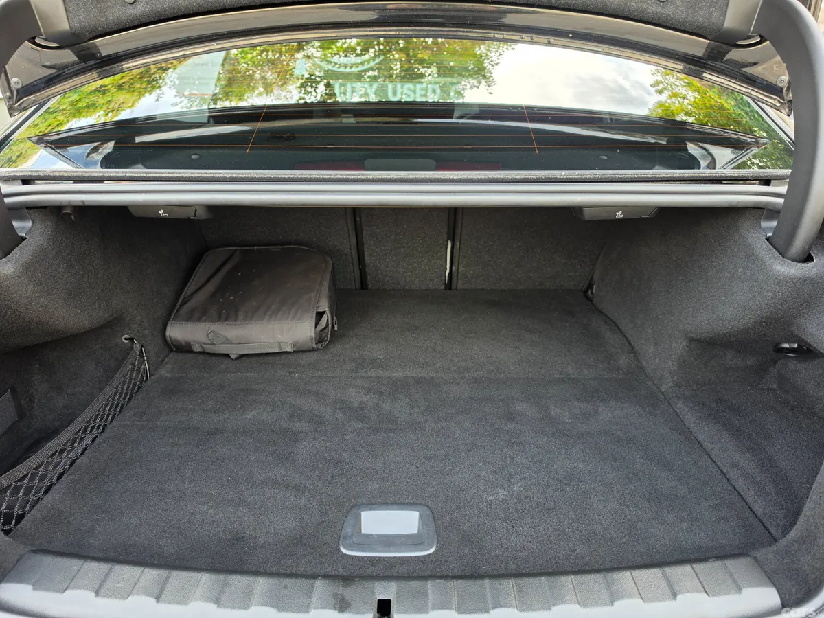 BMW 3-Series Saloon, Petrol Hybrid, 2020, Black