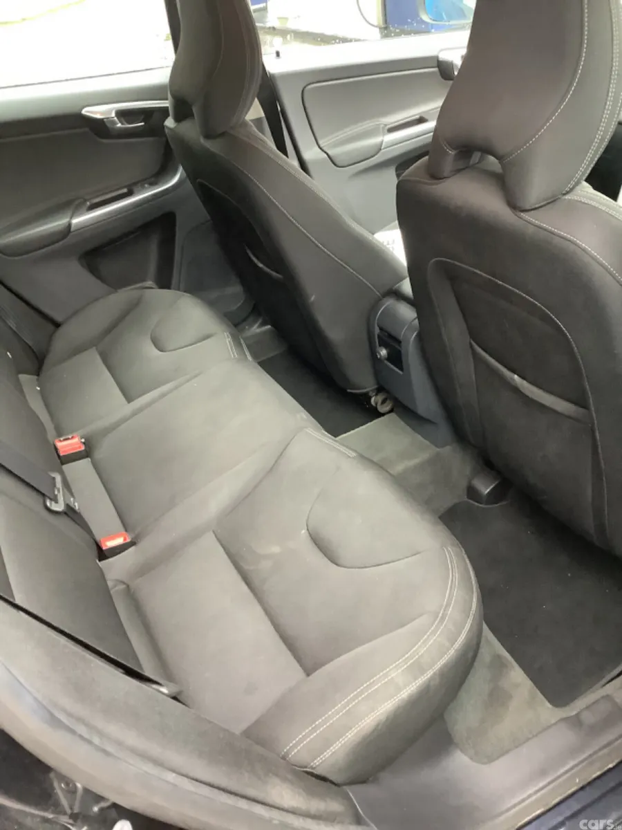 Volvo XC60 SUV, Diesel, 2017, Blue