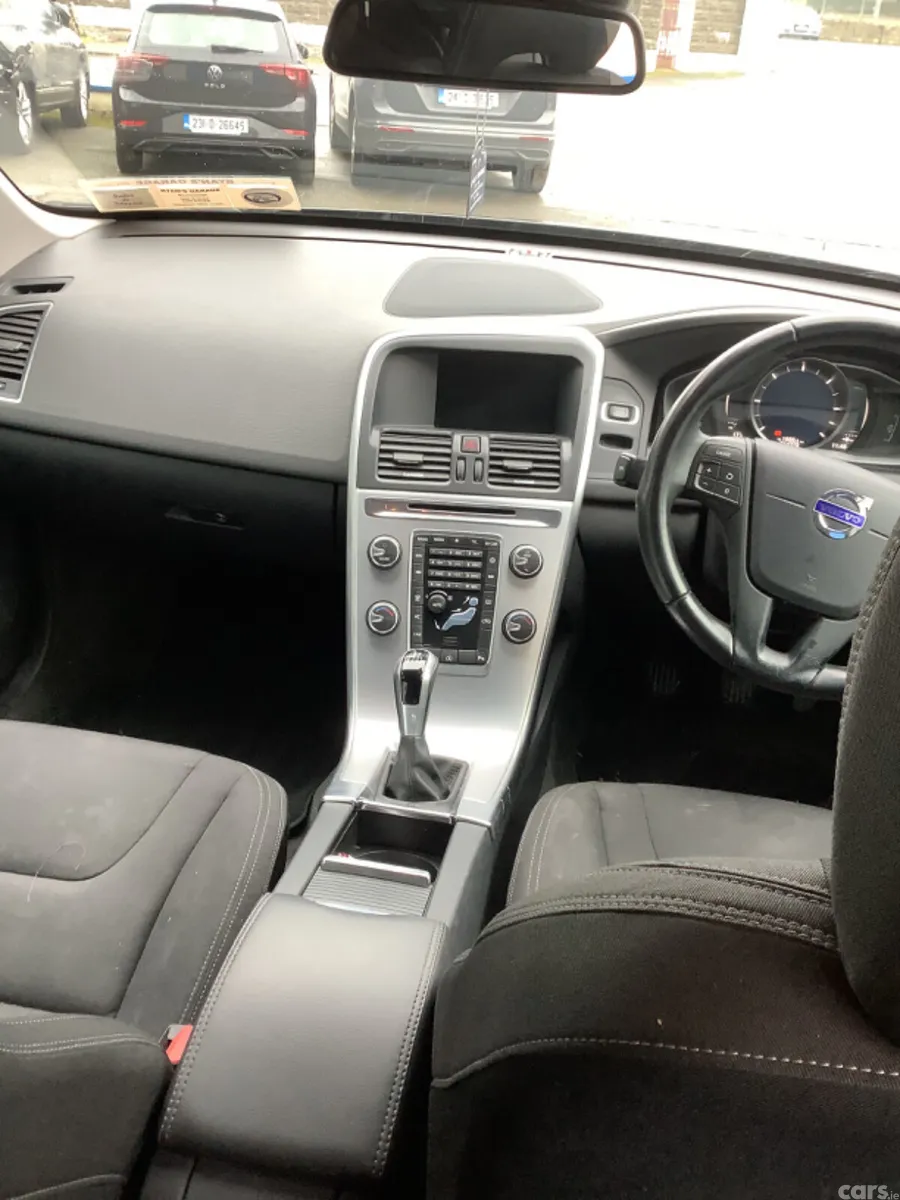 Volvo XC60 SUV, Diesel, 2017, Blue