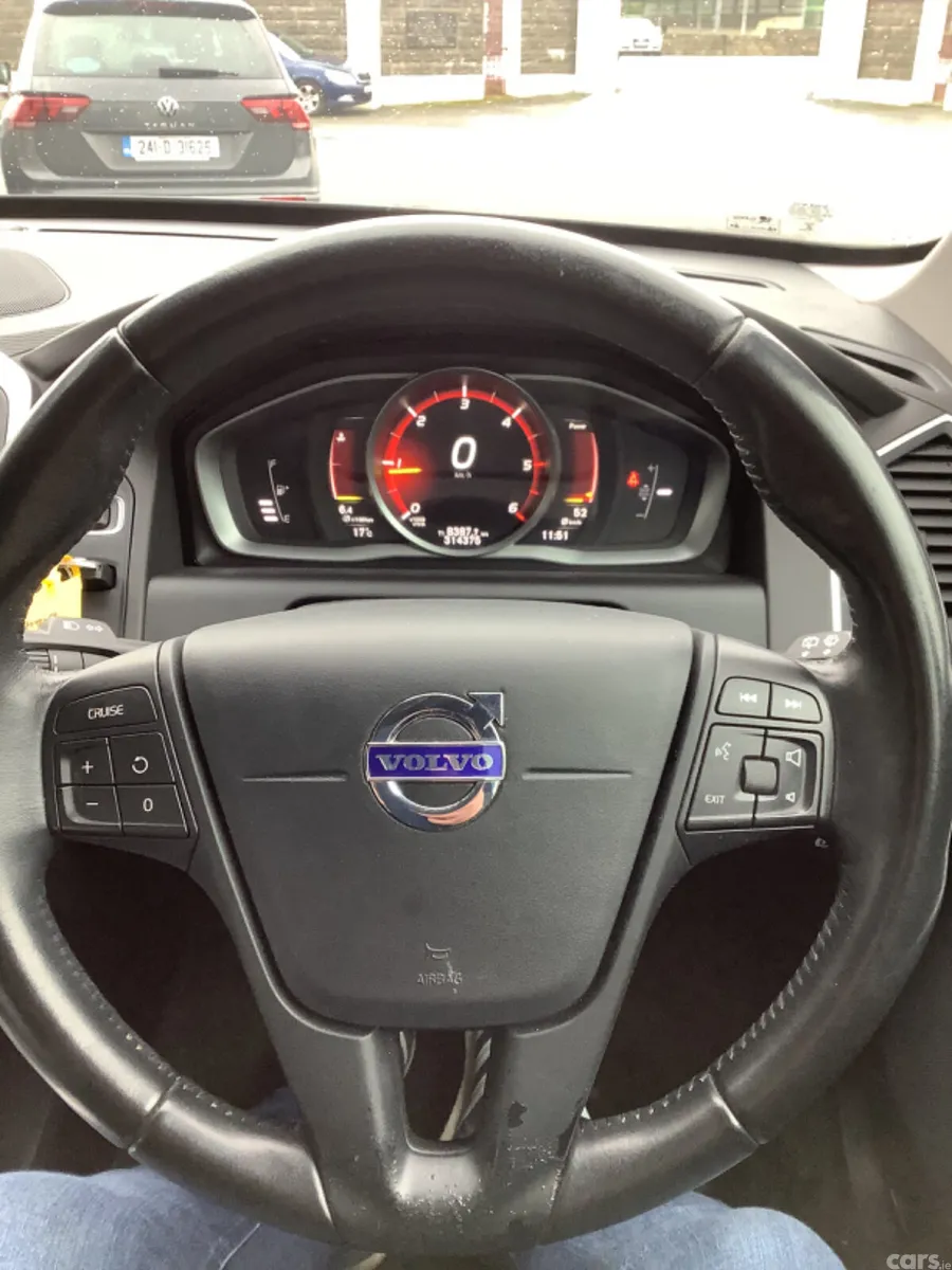 Volvo XC60 SUV, Diesel, 2017, Blue