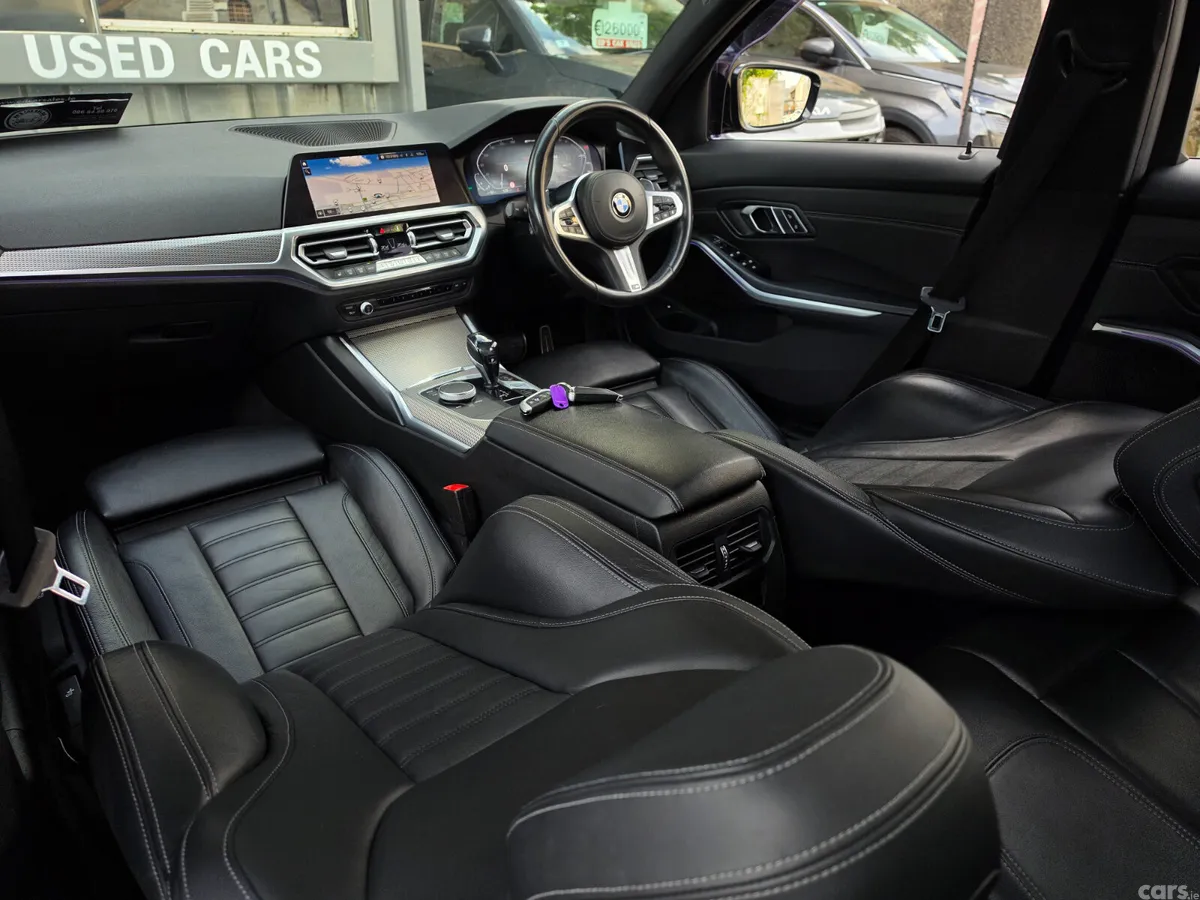 BMW 3-Series Saloon, Petrol Hybrid, 2020, Black