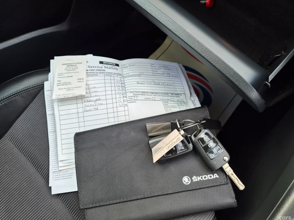Skoda Octavia Estate, Diesel, 2020, Grey