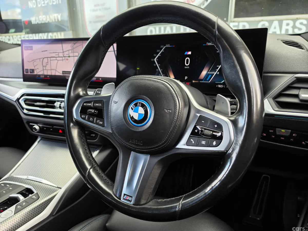 BMW 3-Series Estate, Petrol Hybrid, 2022, Grey
