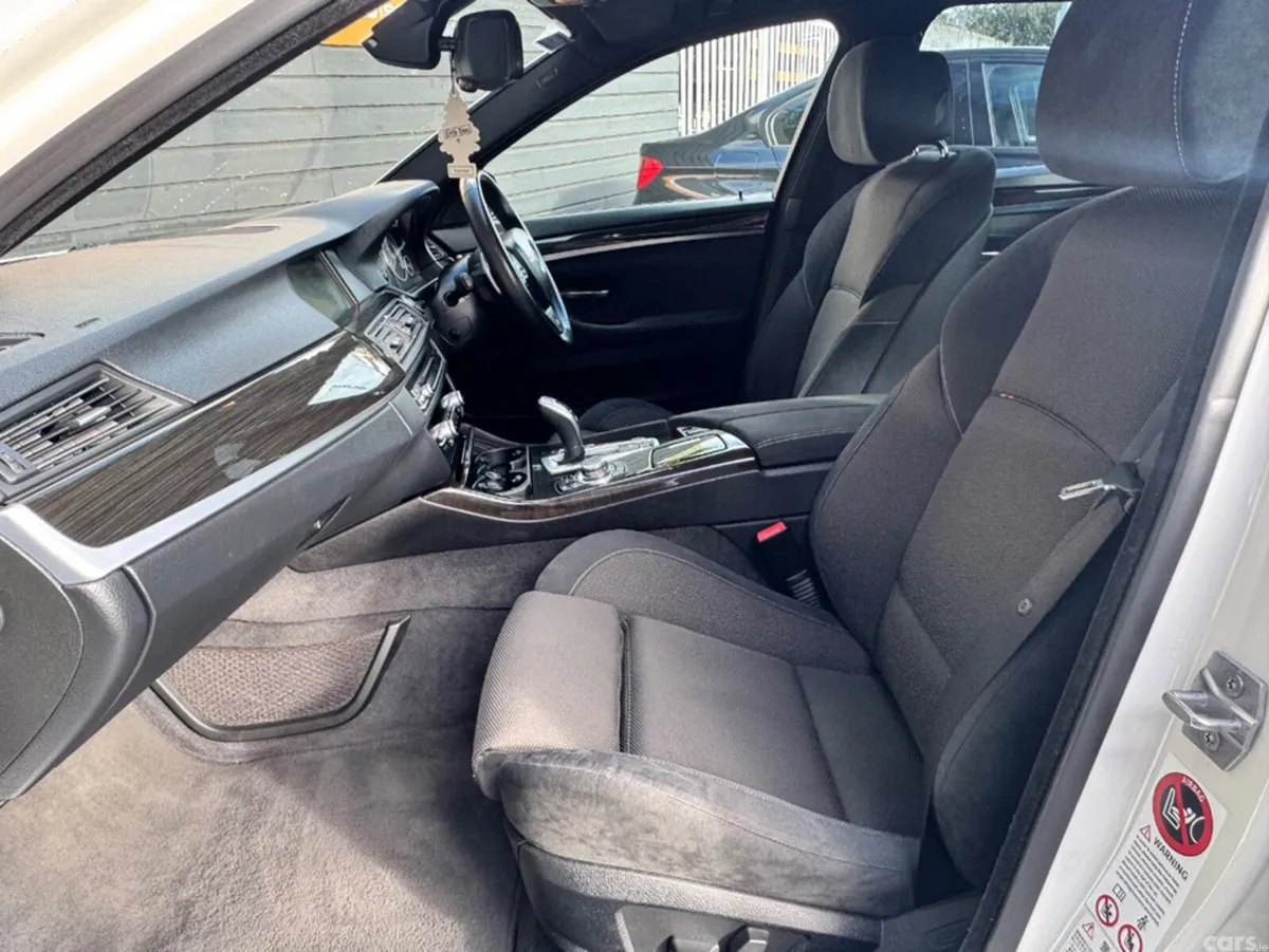 BMW 5-Series Saloon, Diesel, 2013, White