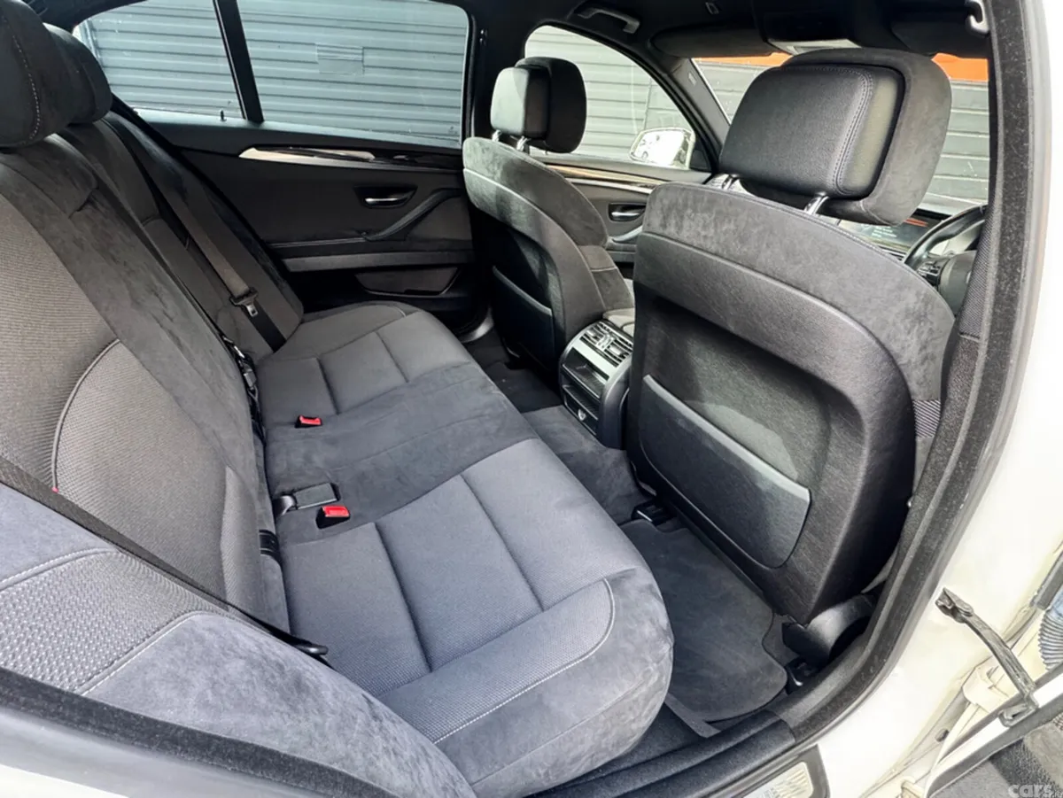 BMW 5-Series Saloon, Diesel, 2013, White