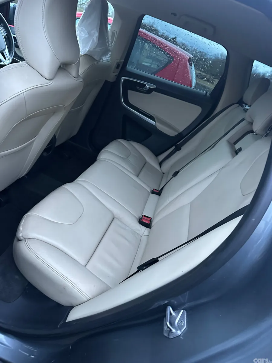 Volvo XC60 SUV, Diesel, 2017, Grey