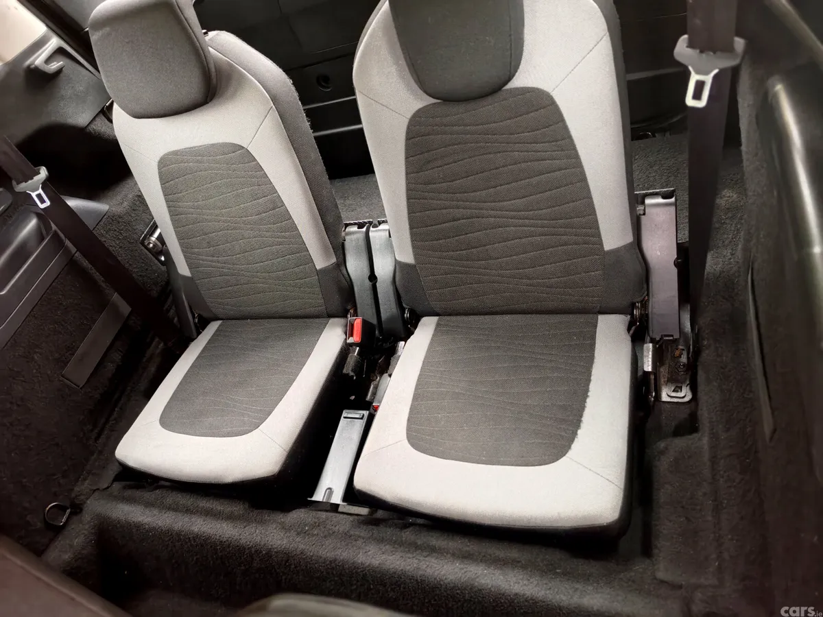 Citroen C4 Hatchback, Diesel, 2015, Silver