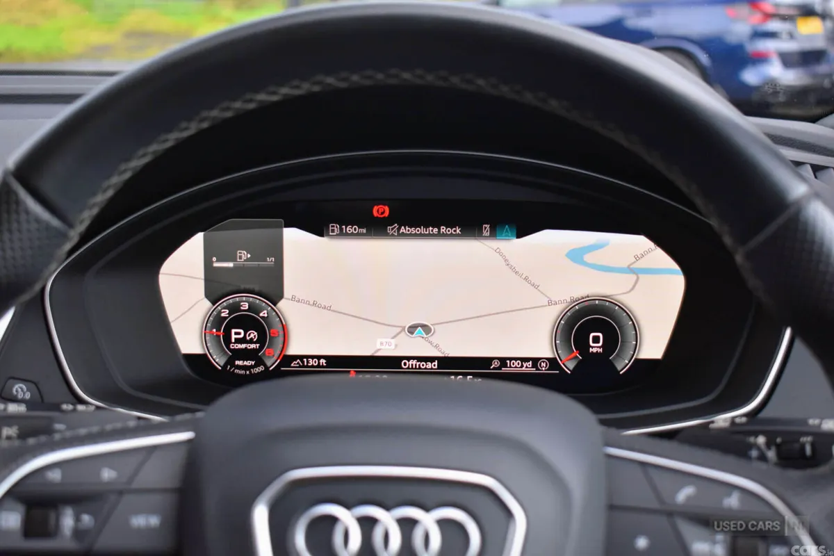 Audi Q5 SUV, Diesel Hybrid, 2023, Green