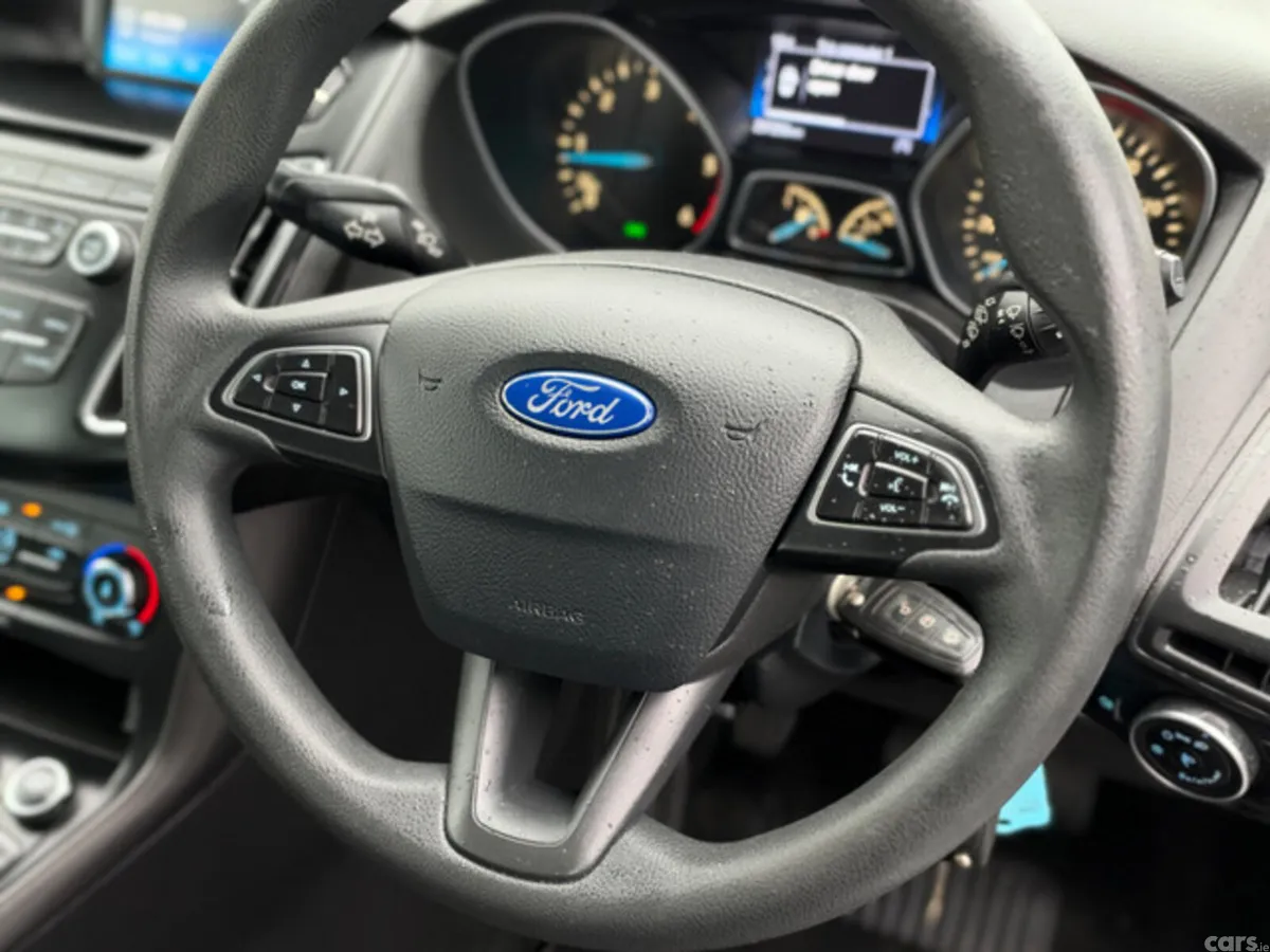 Ford Focus Hatchback, Diesel, 2016, Silver