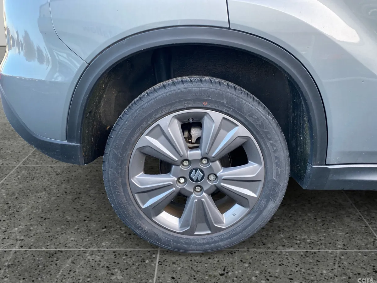 Suzuki Vitara SUV, Petrol, 2022, Grey