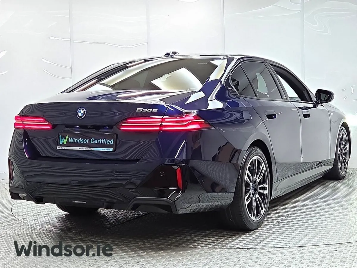 BMW 5-Series Saloon, Petrol Plug-in Hybrid, 2025, Blue