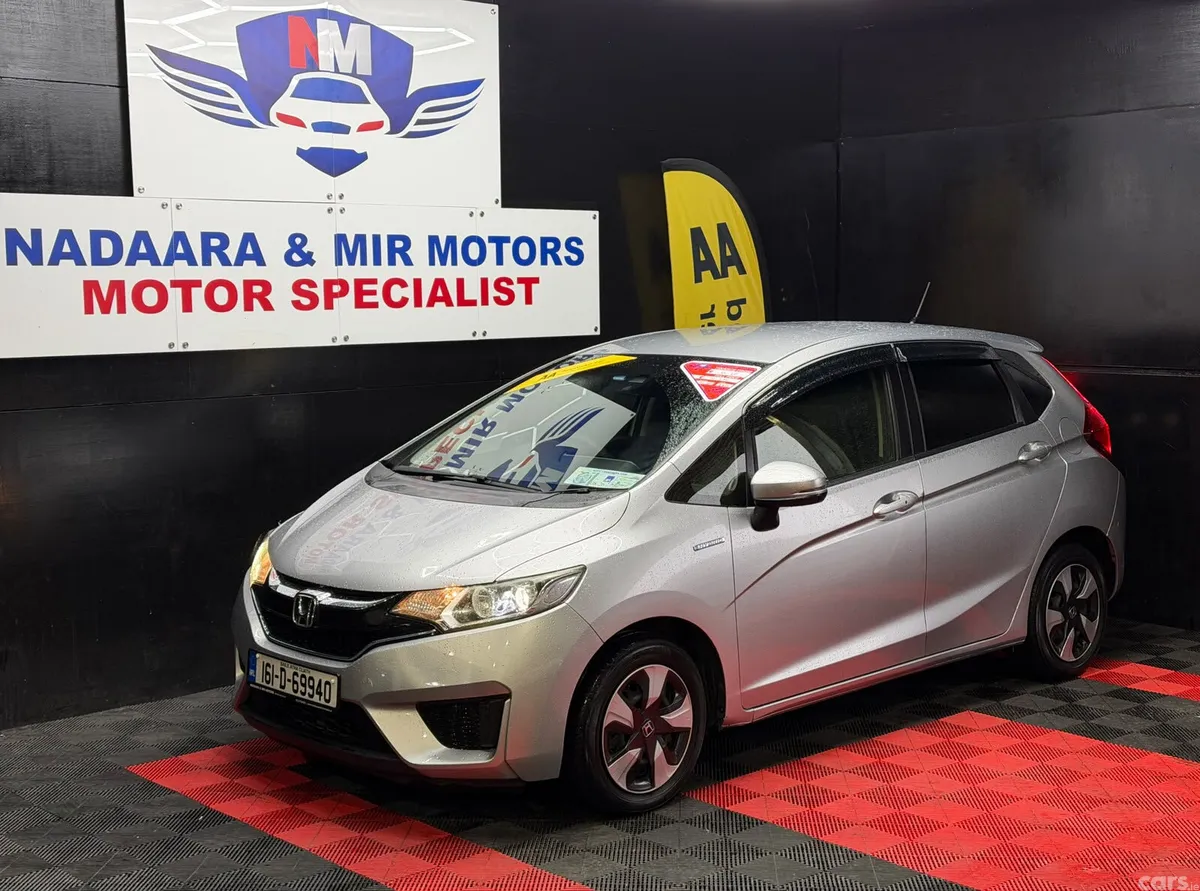 Honda Fit Hatchback, Petrol Hybrid, 2016, Silver