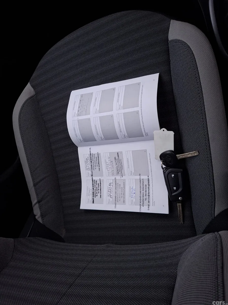 Toyota Aygo Hatchback, Petrol, 2019, Grey