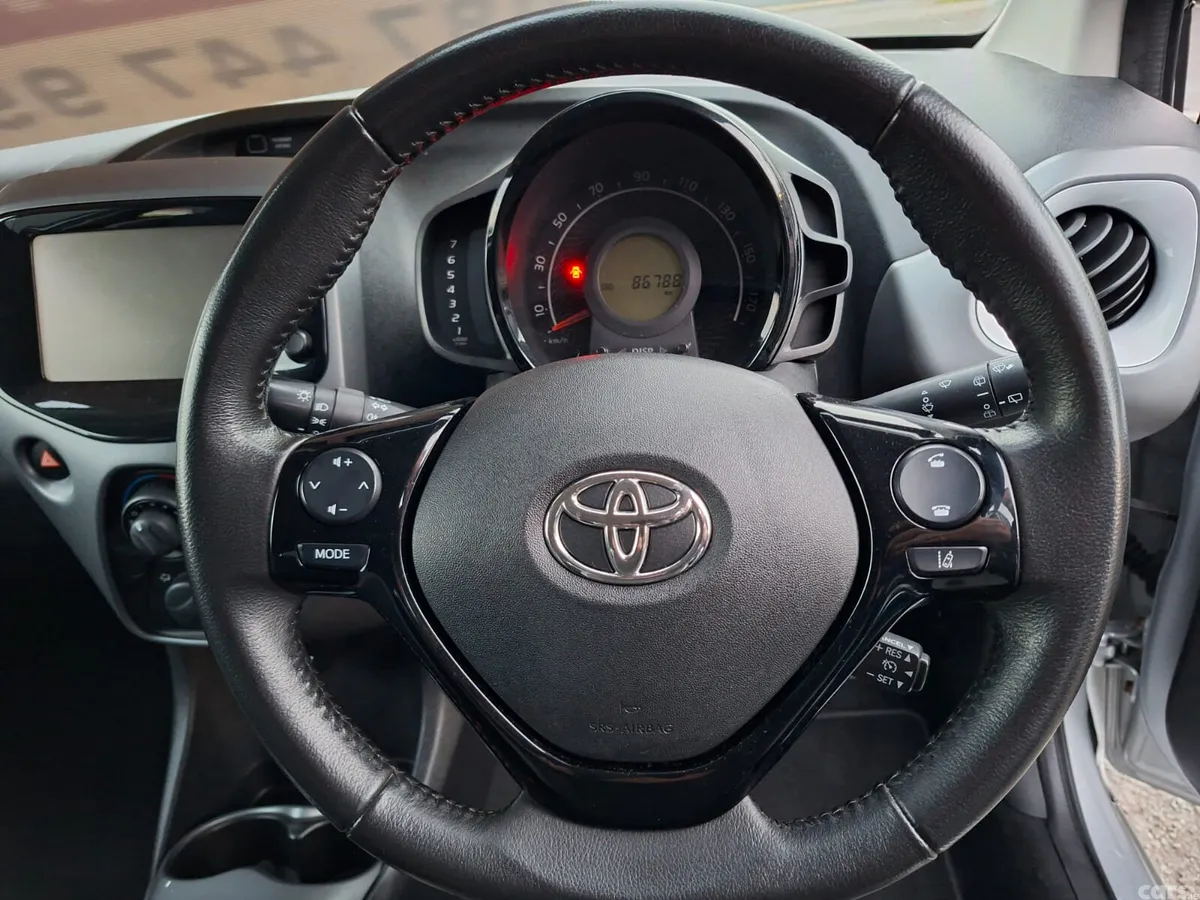Toyota Aygo Hatchback, Petrol, 2019, Grey