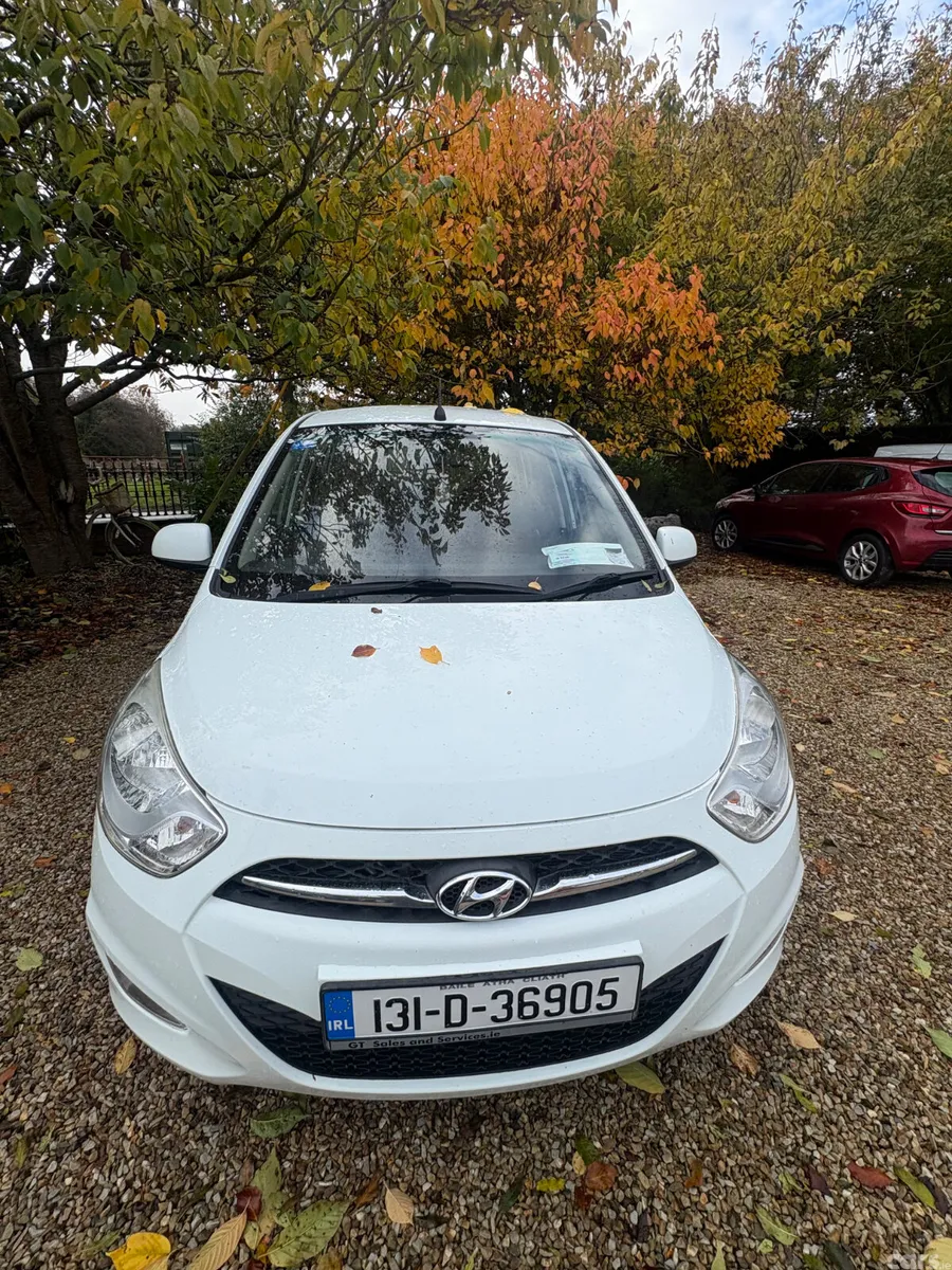 Hyundai i10 Hatchback, Petrol, 2013, White