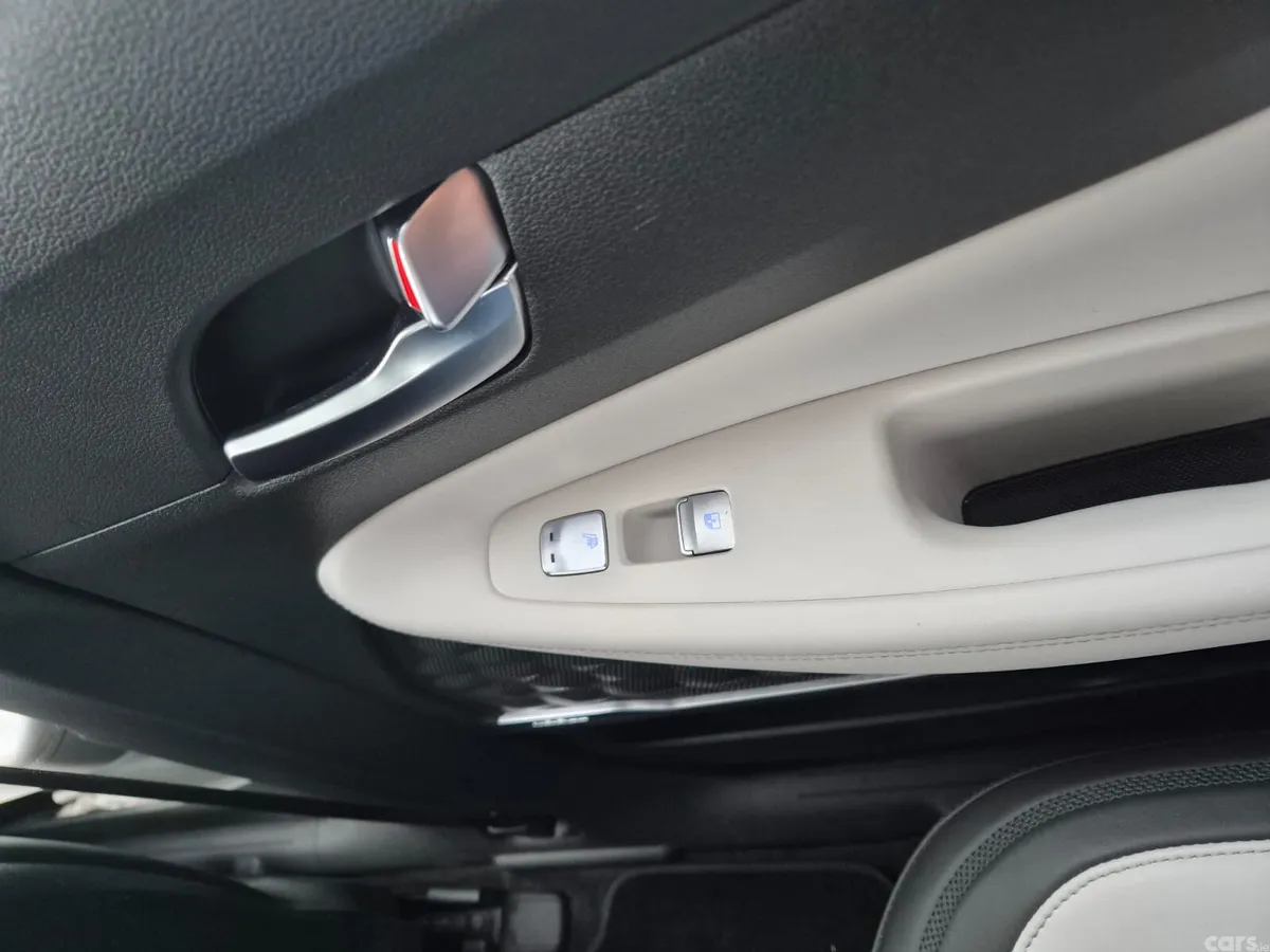 Hyundai Santa Fe SUV, Petrol Plug-in Hybrid, 2023, Black