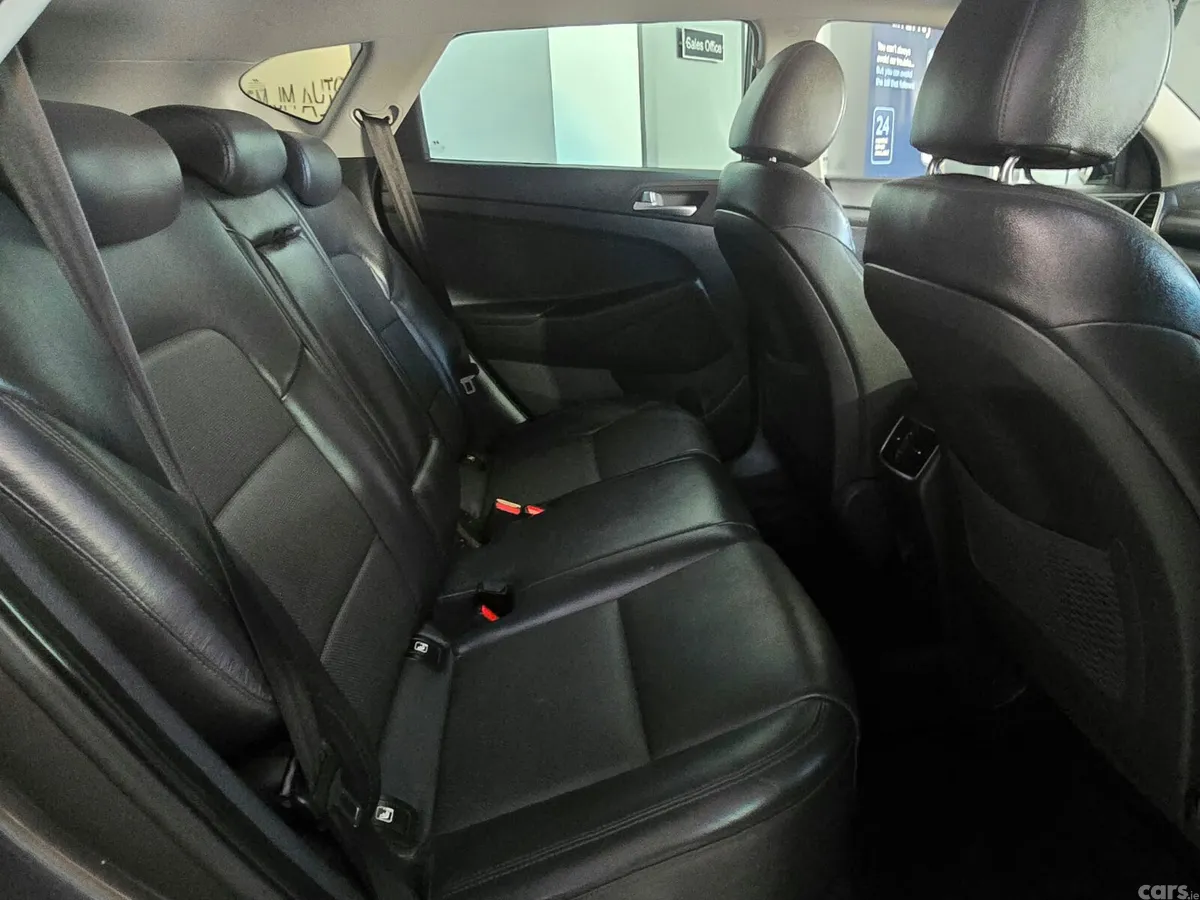 Honda Civic Hatchback, Diesel, 2020, Black