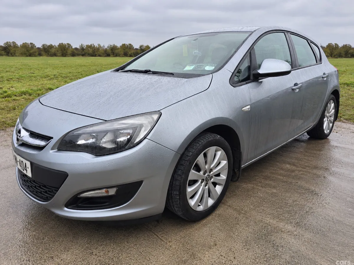 Opel Astra MPV, Petrol, 2013, Silver