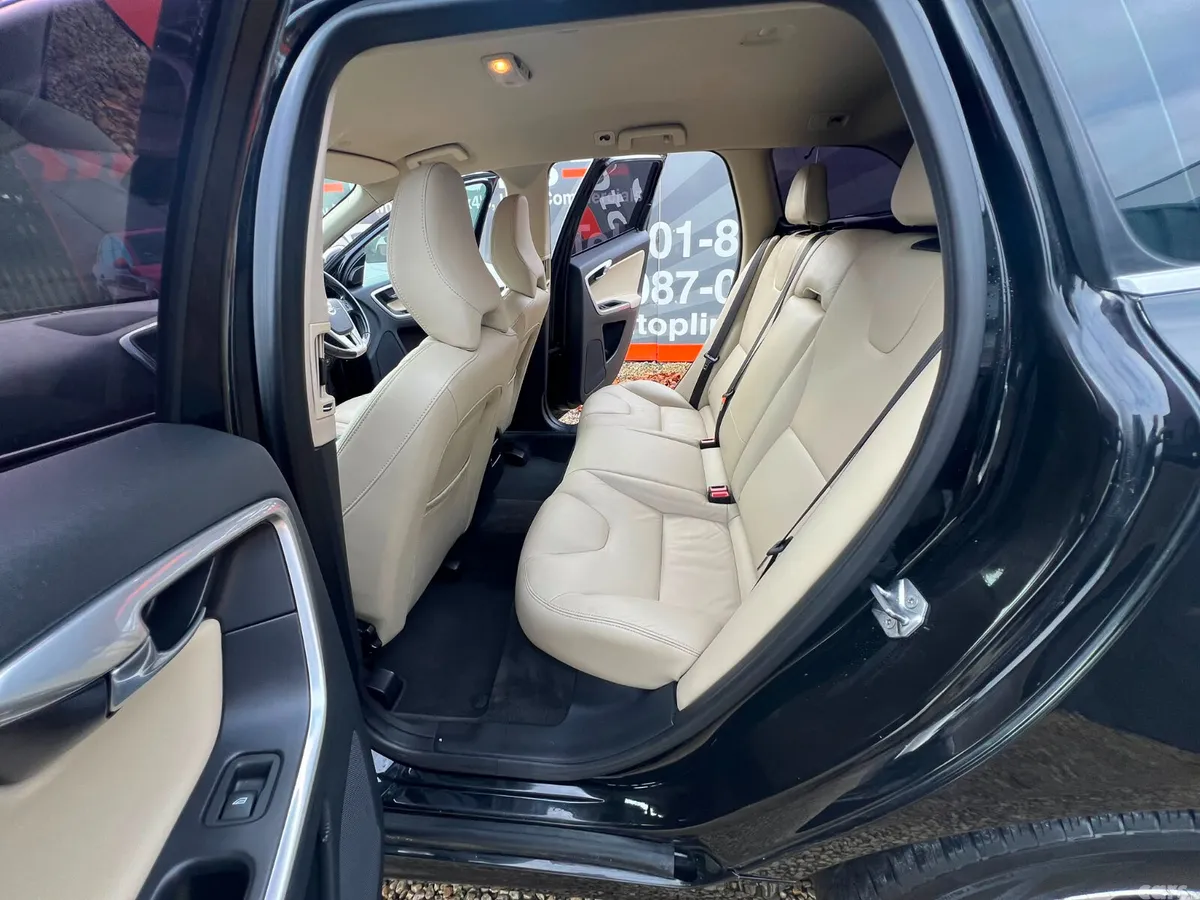 Volvo XC60 SUV, Diesel, 2015, Black
