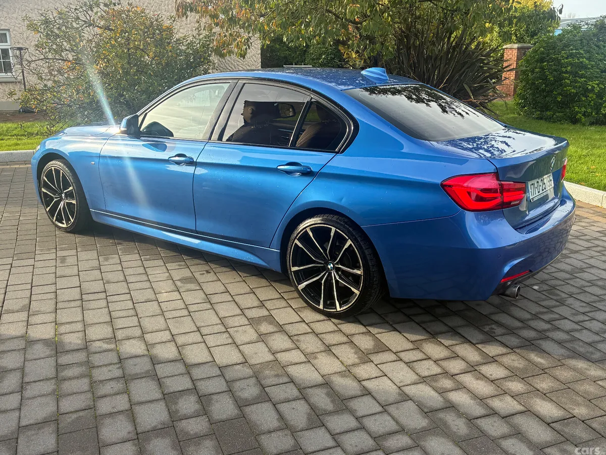BMW 3-Series Saloon, Diesel, 2017, Blue