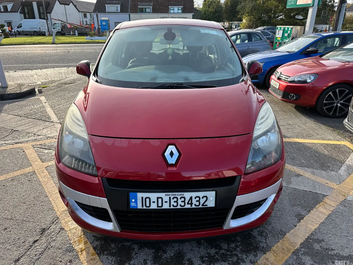 Renault Scenic MPV, Diesel, 2010, Red