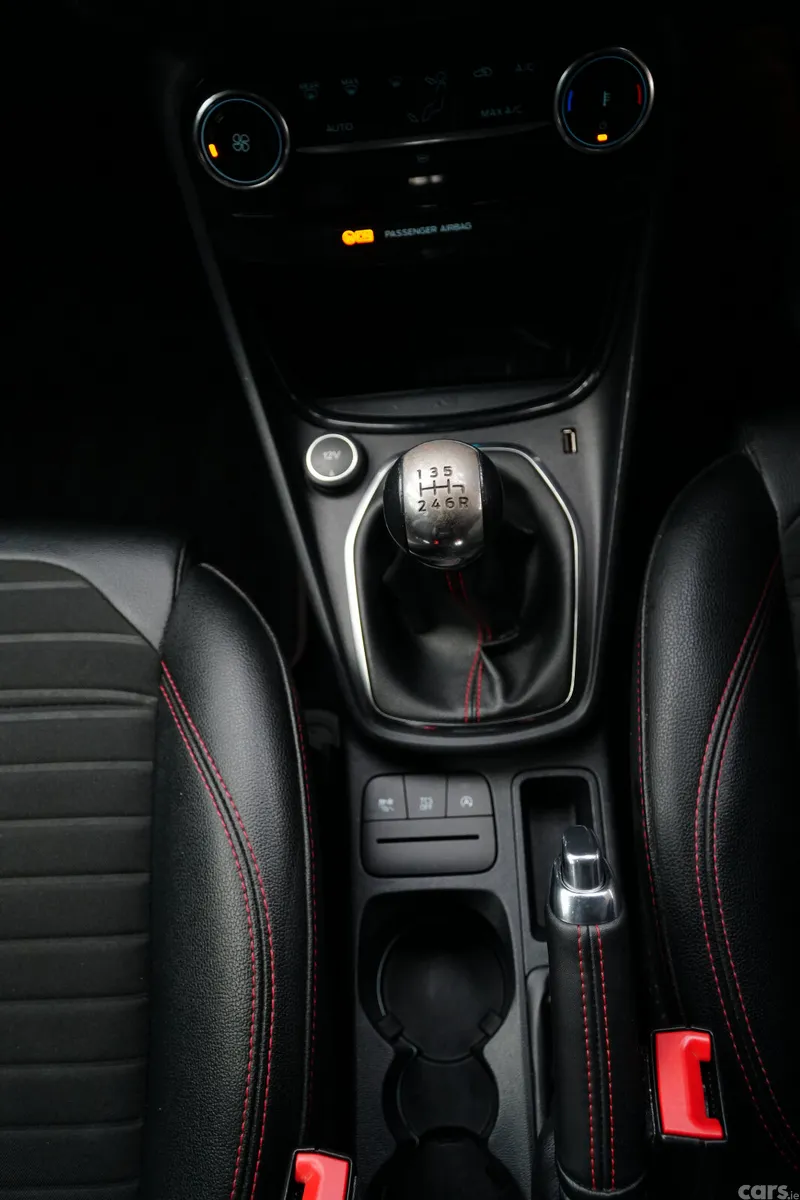 Ford Puma Hatchback, Petrol, 2021, Black