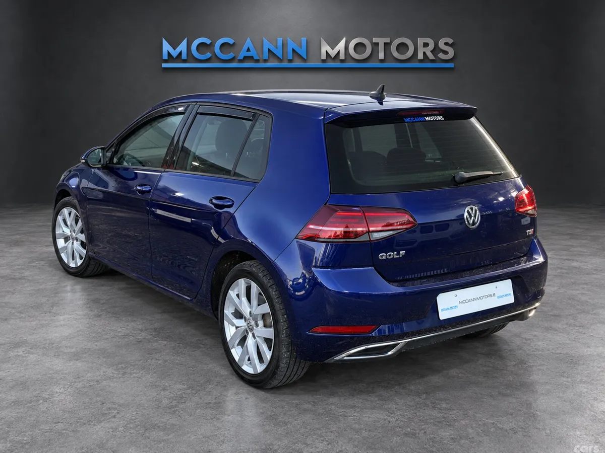 Volkswagen Golf Hatchback, Petrol, 2018, Blue