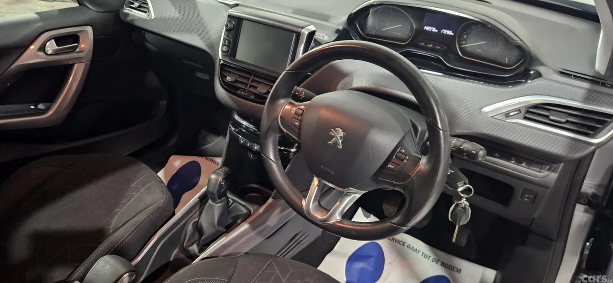 Peugeot 2008 SUV, Diesel, 2016, Grey