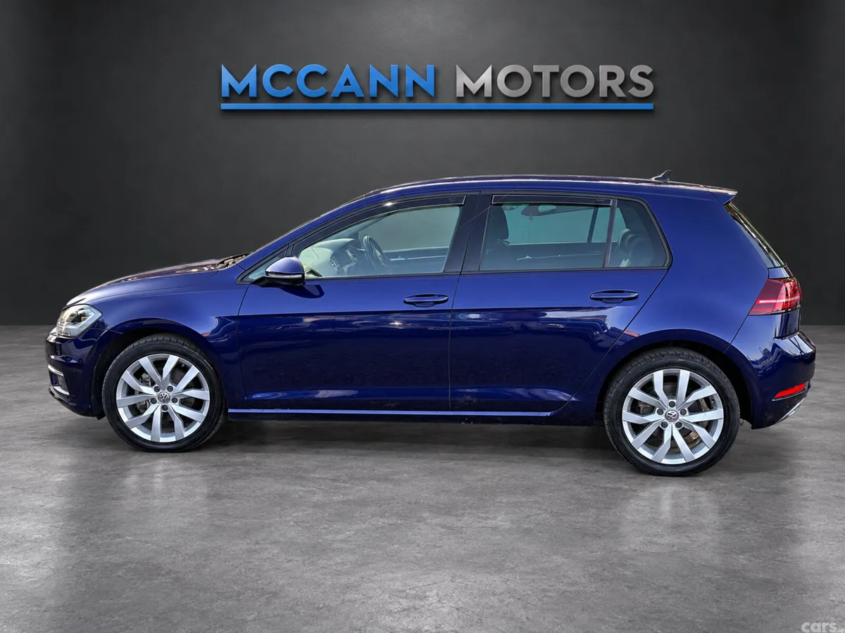 Volkswagen Golf Hatchback, Petrol, 2018, Blue
