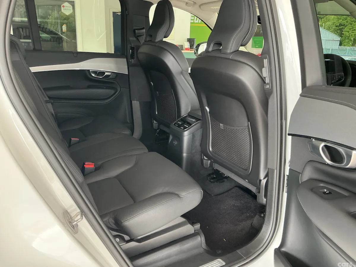 Volvo XC90 SUV, Petrol Plug-in Hybrid, 2024, White