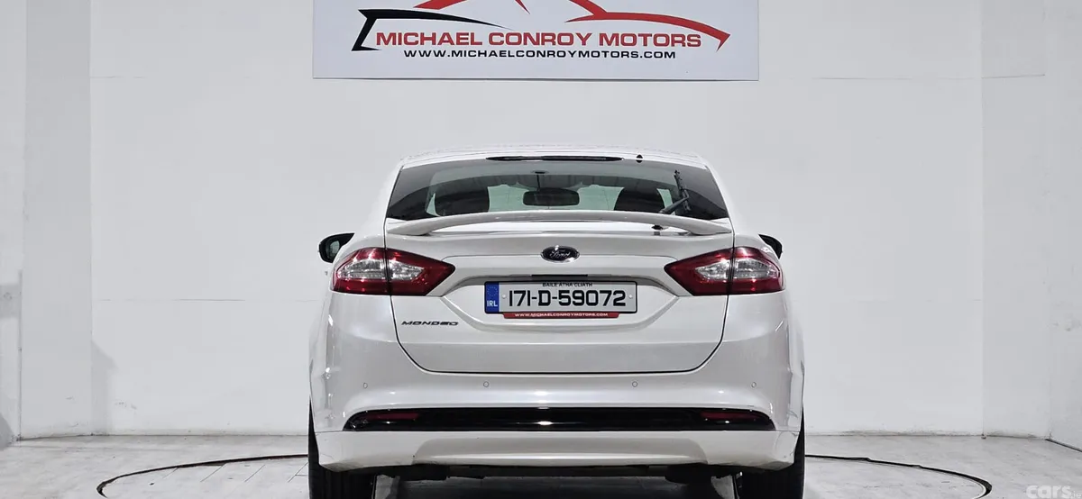 Ford Mondeo Hatchback, Diesel, 2017, White