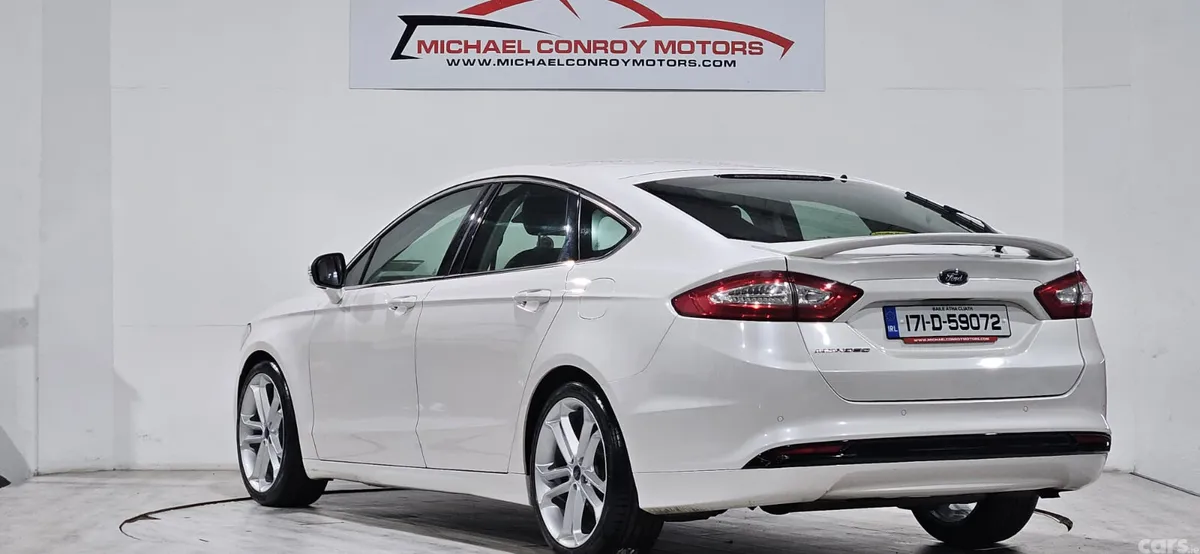 Ford Mondeo Hatchback, Diesel, 2017, White