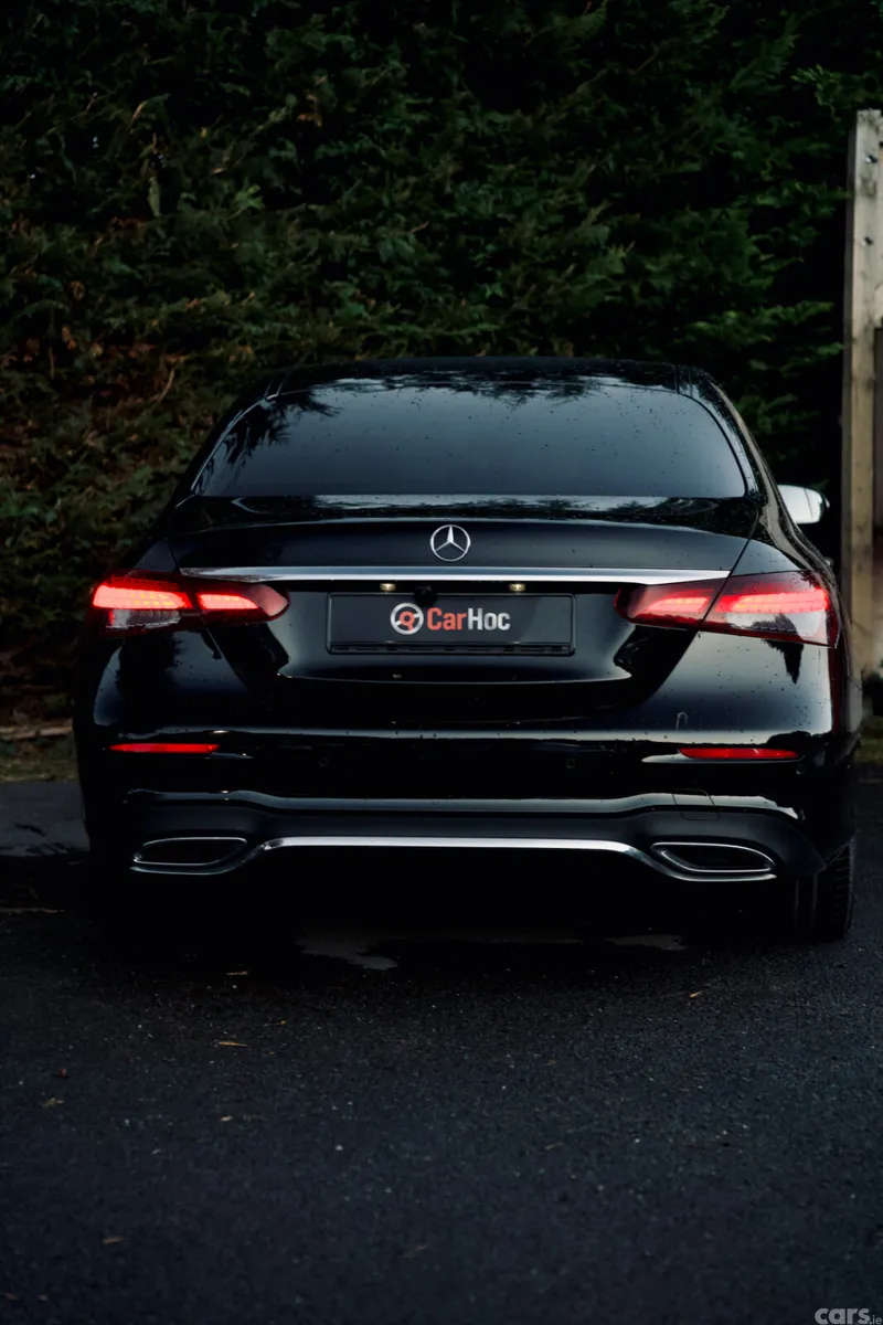 Mercedes-Benz 220 Saloon, Diesel, 2021, Black