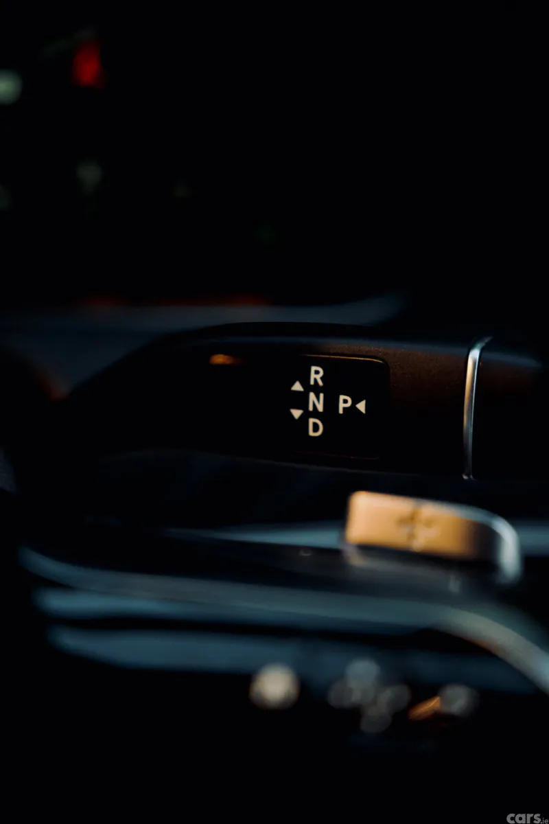 Mercedes-Benz 220 Saloon, Diesel, 2021, Black