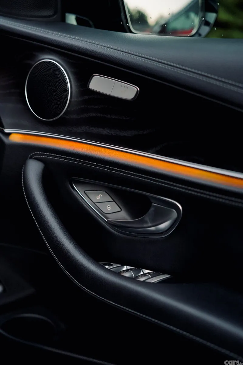Mercedes-Benz 220 Saloon, Diesel, 2021, Black