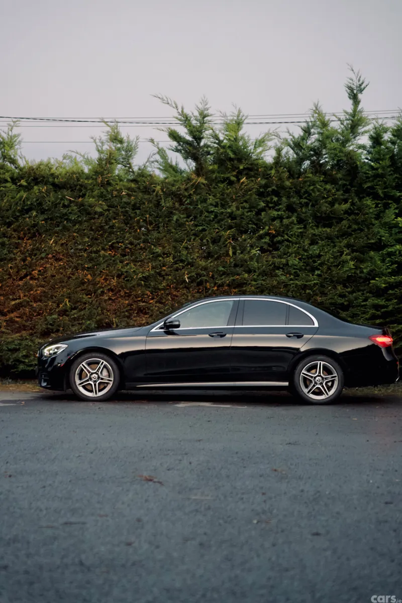Mercedes-Benz 220 Saloon, Diesel, 2021, Black