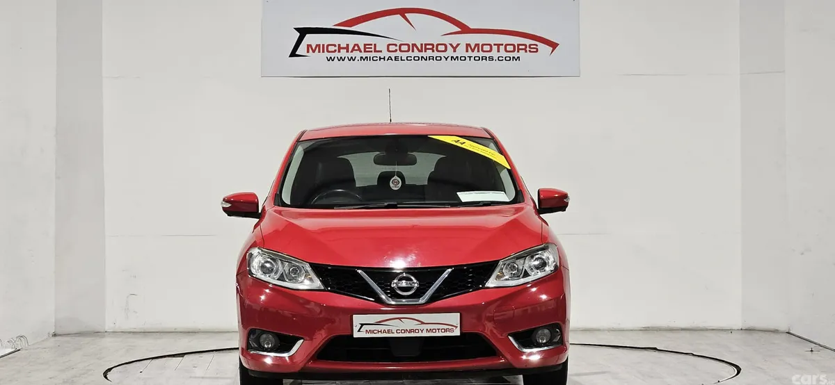 Nissan Pulsar Hatchback, Diesel, 2016, Red