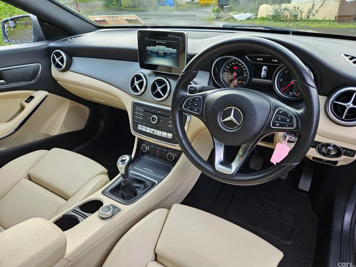 Mercedes-Benz CLA Saloon, Diesel, 2017, Grey