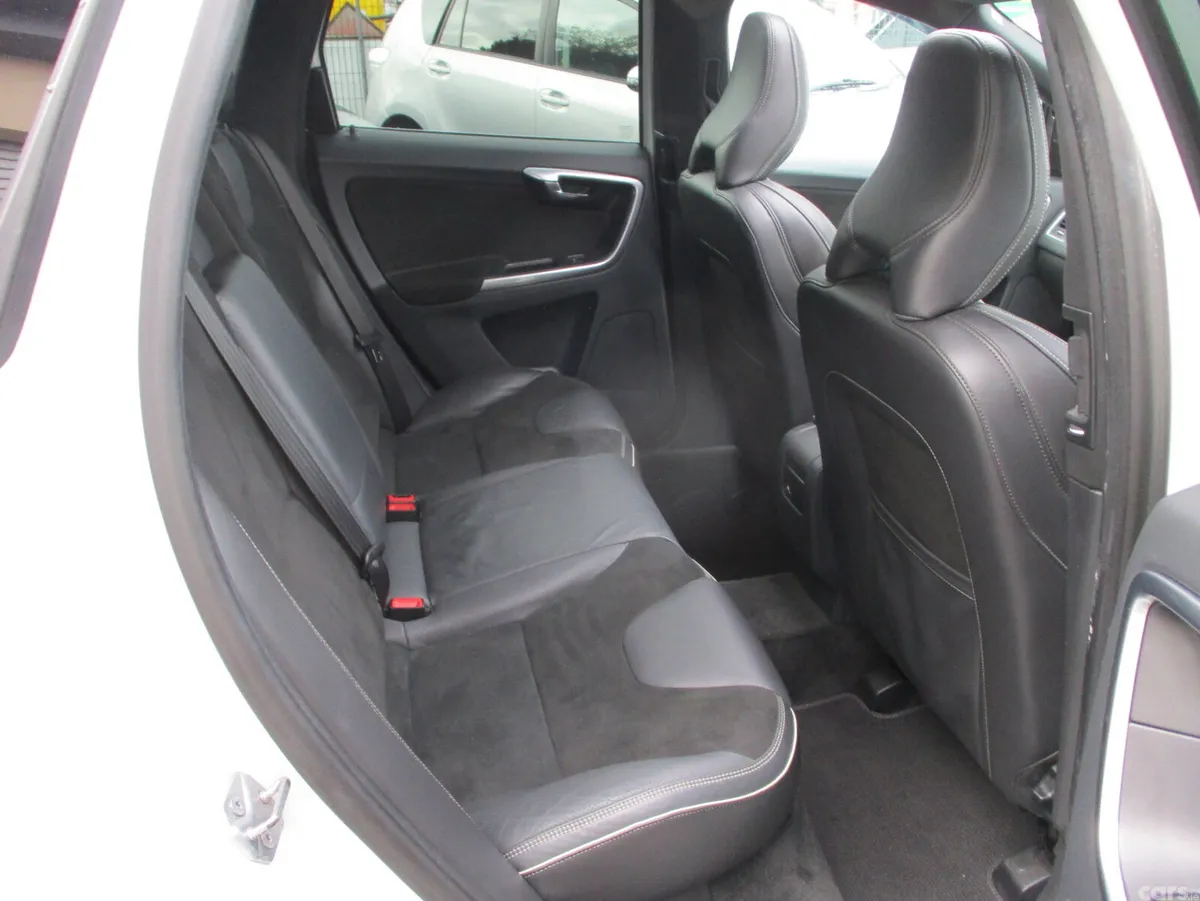 Volvo XC60 SUV, Diesel, 2014, White