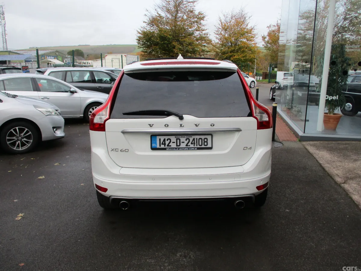 Volvo XC60 SUV, Diesel, 2014, White