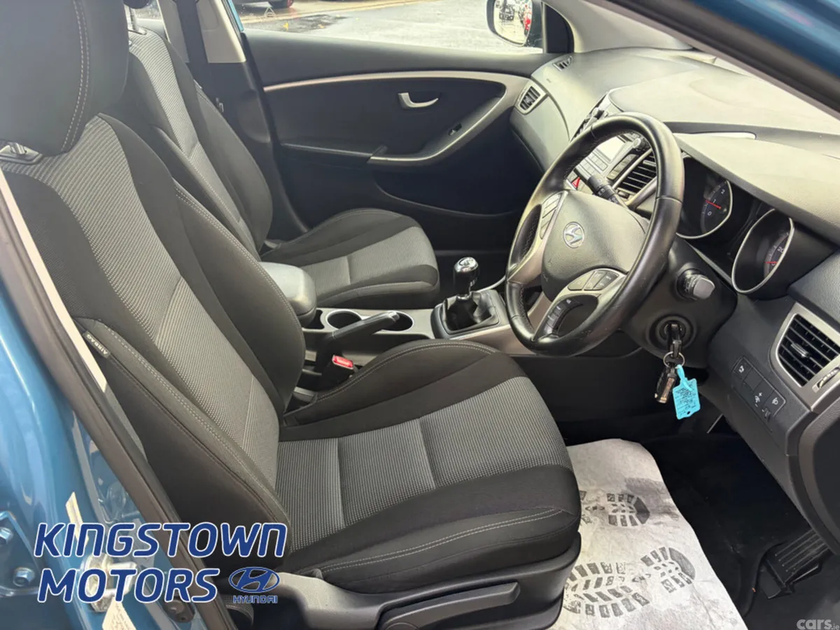 Hyundai i30 Hatchback, Petrol, 2014, Blue