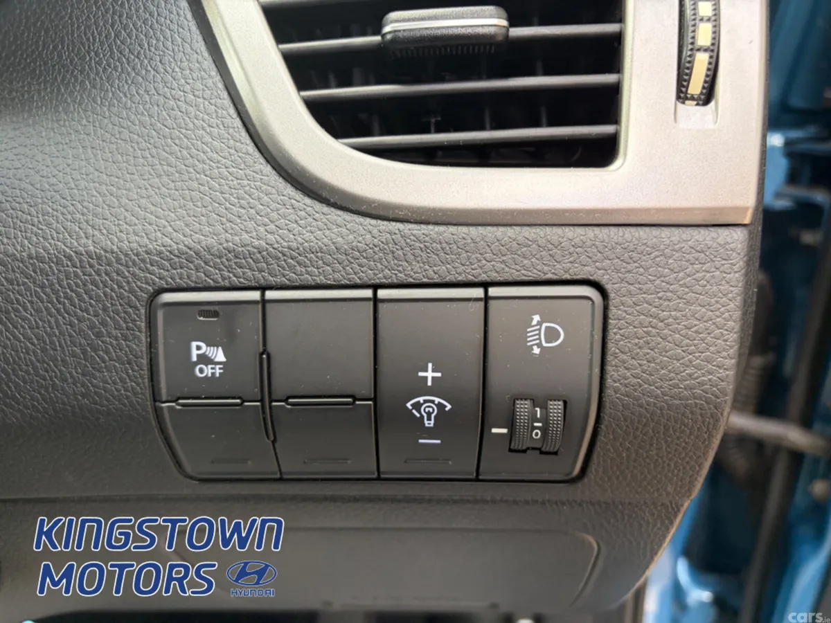 Hyundai i30 Hatchback, Petrol, 2014, Blue