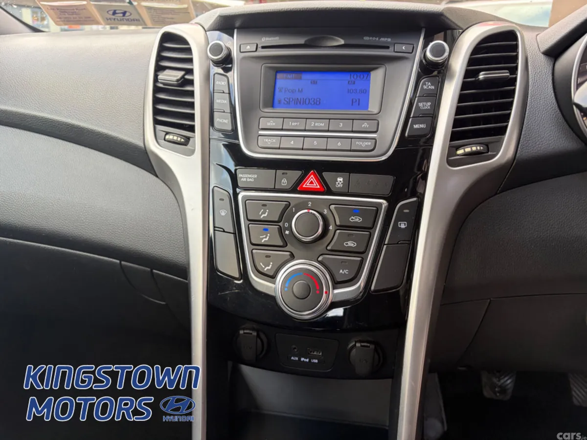 Hyundai i30 Hatchback, Petrol, 2014, Blue